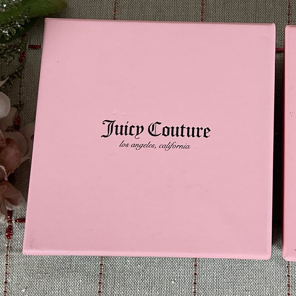 Juicy Couture Set of Charm Bracelet & Earrings Gift Set. - Picture 2 of 2